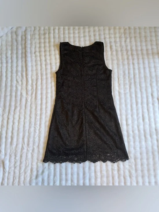 Lulus Women’s Black V-neck Floral Lace Pattern Sleeveless Dress Size Medium - Picture 7 of 8